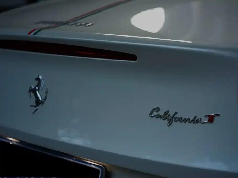 California T 2015 3.9T Standard Model — миниатюра 28