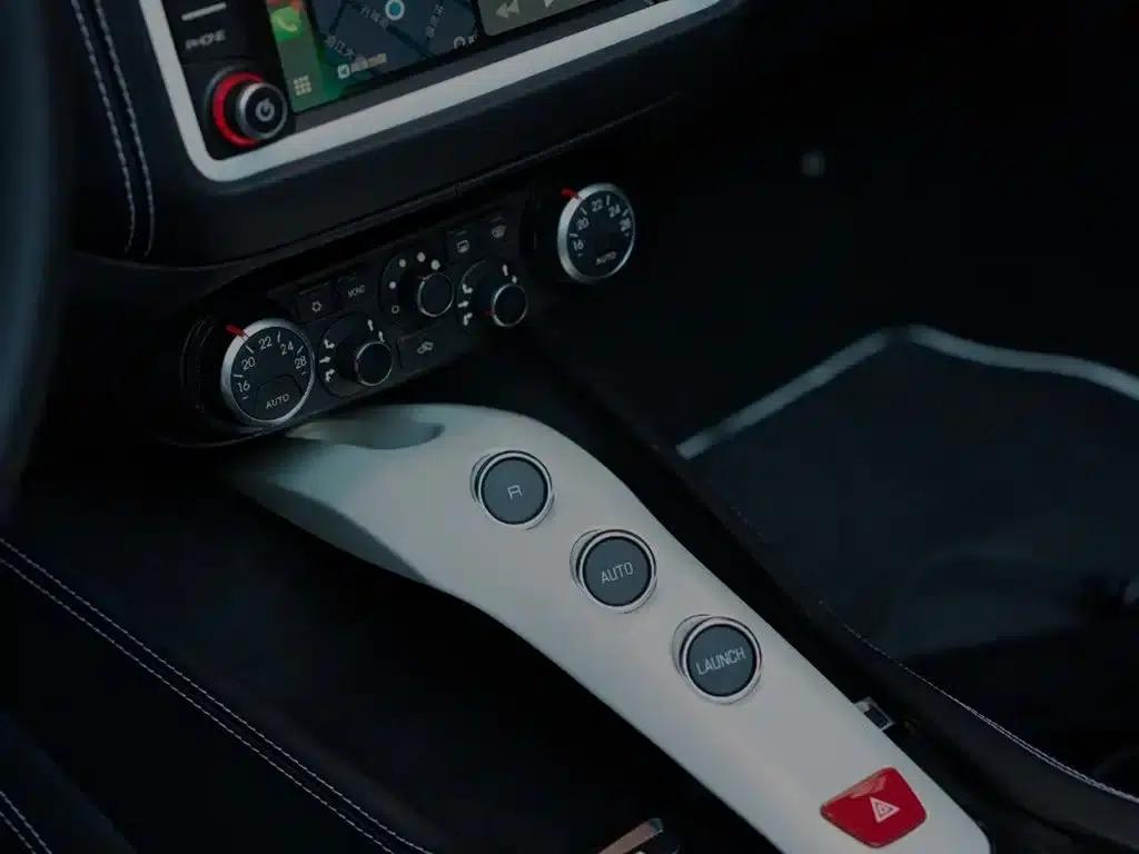 California T 2015 3.9T Standard Model — миниатюра 8