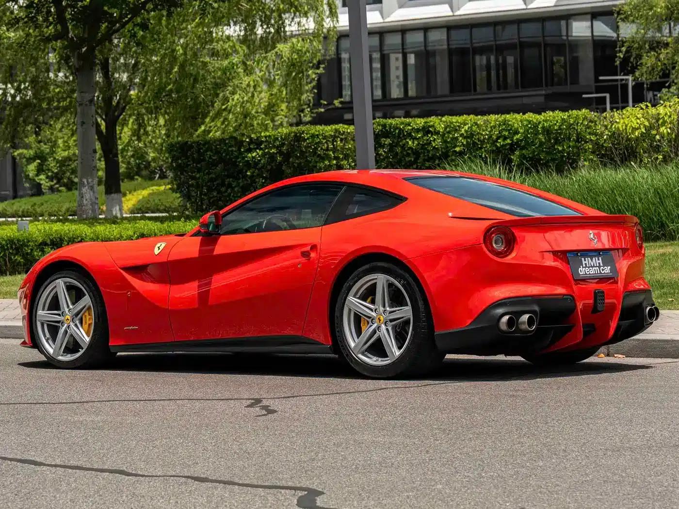 2013 F12berlinetta 6.3L Standard Model — миниатюра 10