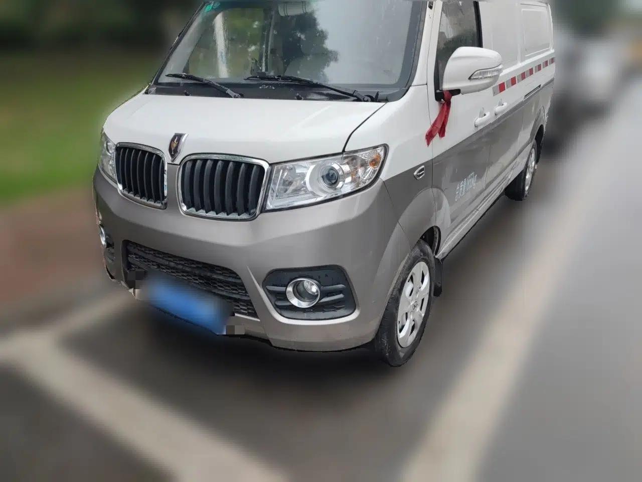 Jinbei New Hiace X30L  — миниатюра 1