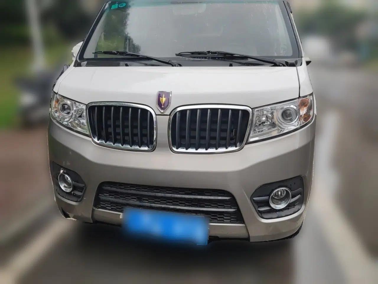 Jinbei New Hiace X30L  — миниатюра 2