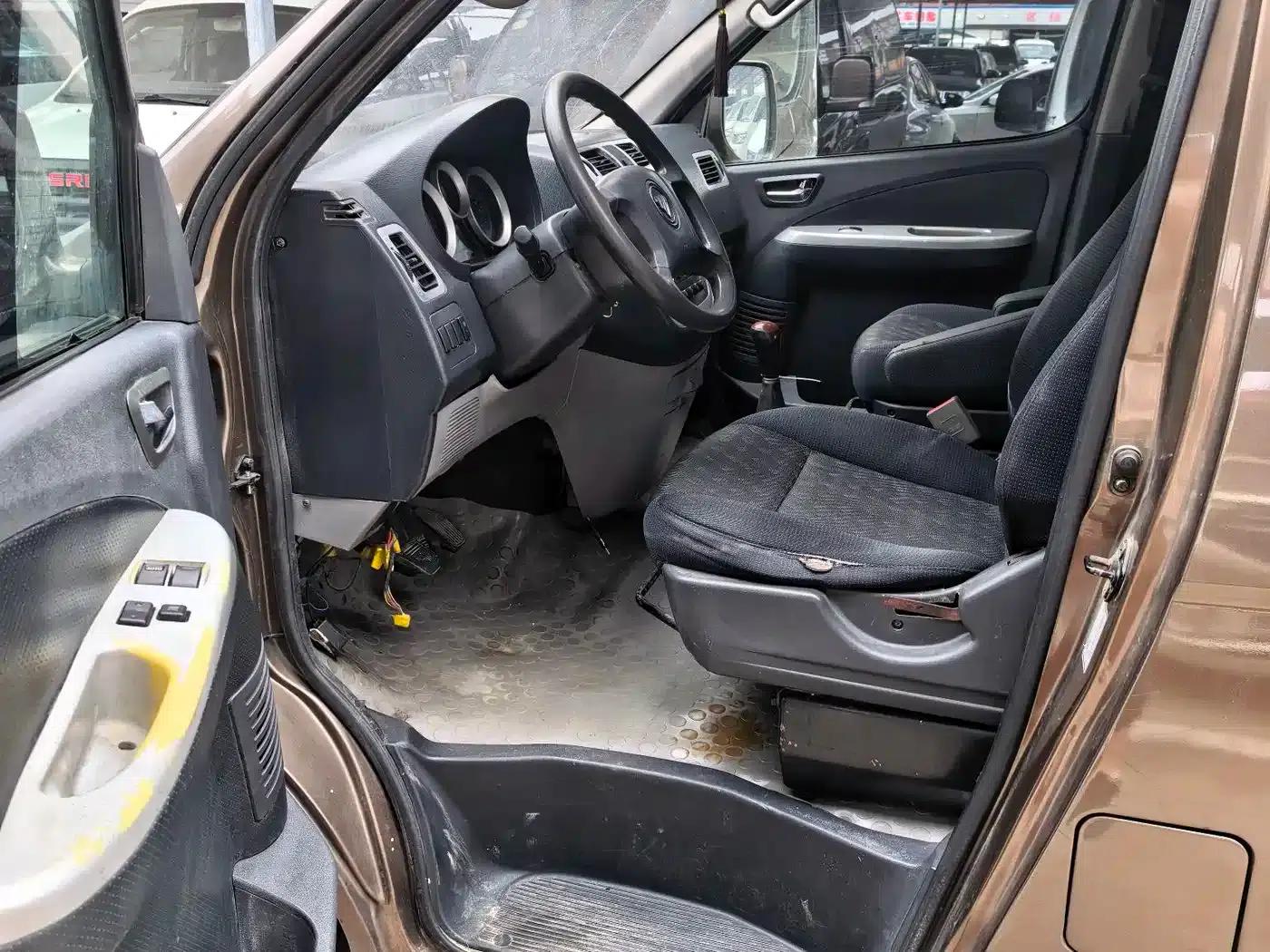 2014 MPV Parker E 2.0L Fortune Express Classic Edition (Simplified Version) with 4Gi-VVT — миниатюра 8