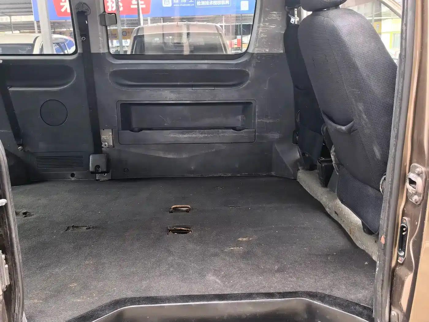 2014 MPV Parker E 2.0L Fortune Express Classic Edition (Simplified Version) with 4Gi-VVT — миниатюра 10