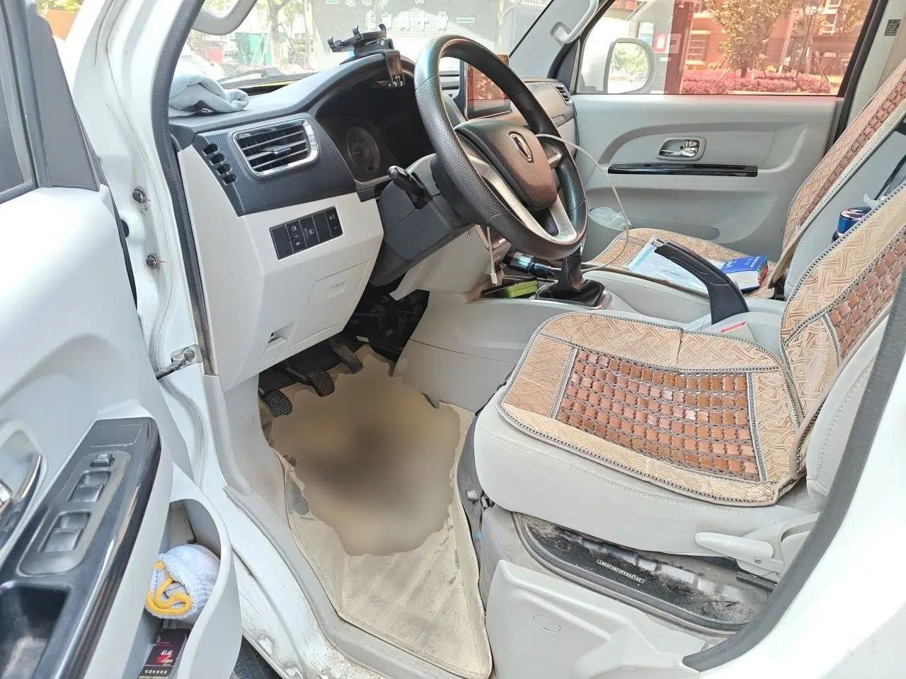 Jinbei New Hiace S 2023 1.5L Wealth Edition Van 2/5-Seater Air-Conditioned Model SWC15M — миниатюра 17