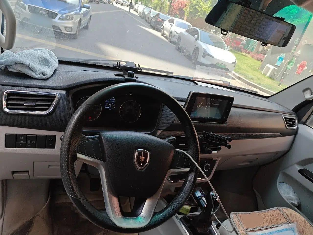 Jinbei New Hiace S 2023 1.5L Wealth Edition Van 2/5-Seater Air-Conditioned Model SWC15M — миниатюра 10