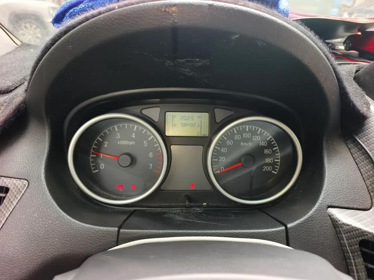 Jinbei Zhishang S30 2015 1.5L Manual E-commerce Edition — миниатюра 13