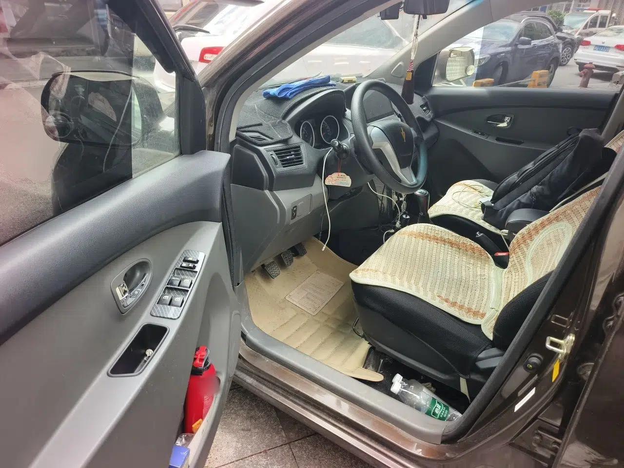 Jinbei Zhishang S30 2015 1.5L Manual E-commerce Edition — миниатюра 17