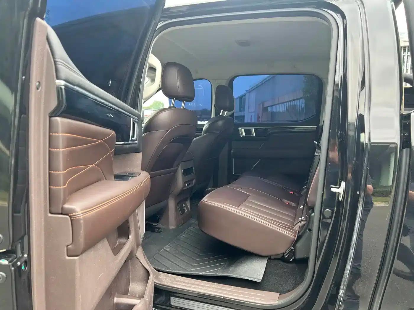 Foton Mars 2025 Mars 7 2.0T Diesel Automatic 4WD Long Box Explorer Edition — миниатюра 11