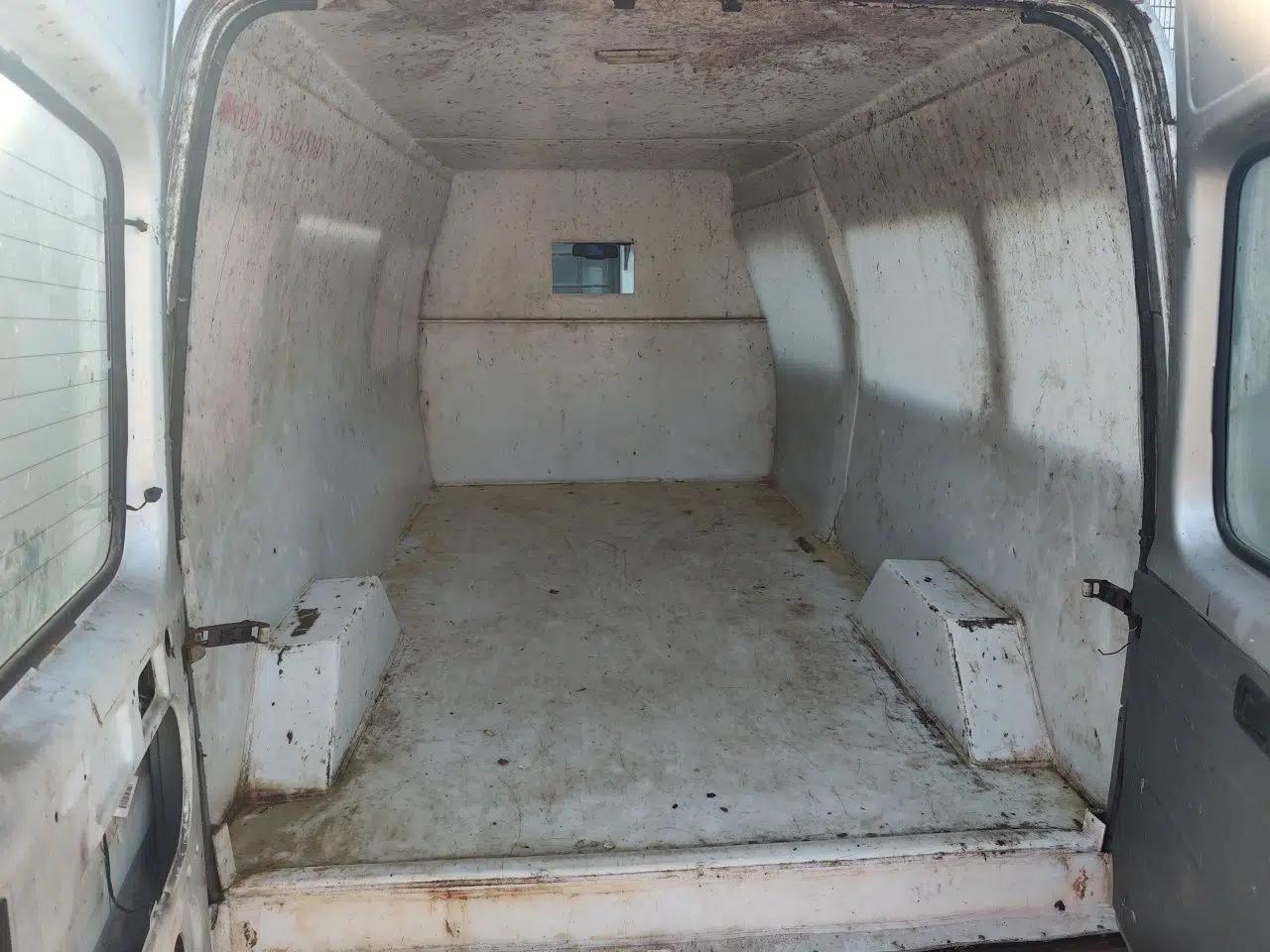 JMC Transit 2017 2.8T Commercial Version Long Wheelbase Mid-Roof 6/7/8-Seater JX493 — миниатюра 20