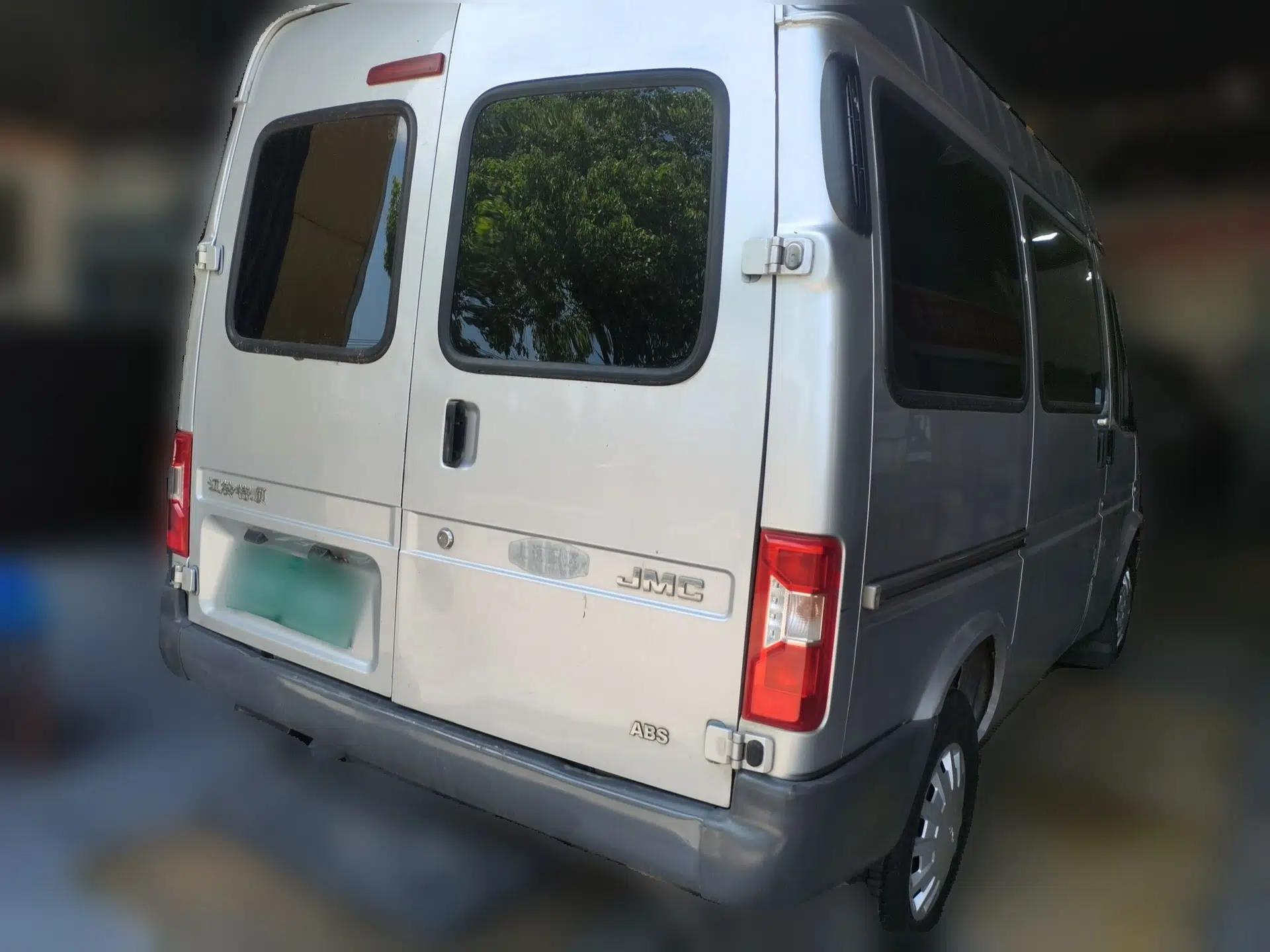 JMC Transit 2017 2.8T Commercial Version Short Wheelbase Mid-Roof 6/7/8-Seater JX493 — миниатюра 6