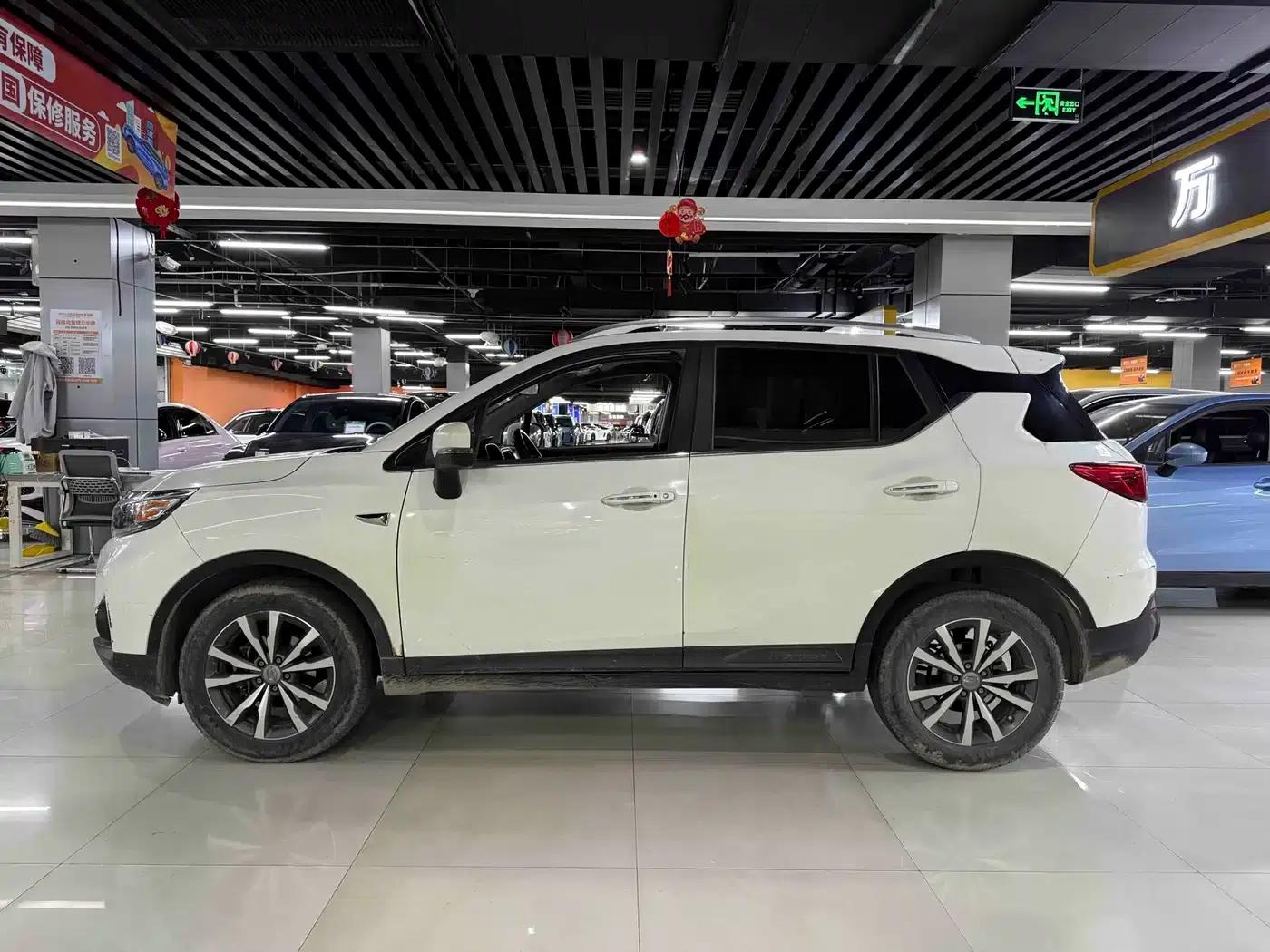 Trumpchi GS3 2019 235T Automatic Elite Edition — миниатюра 3