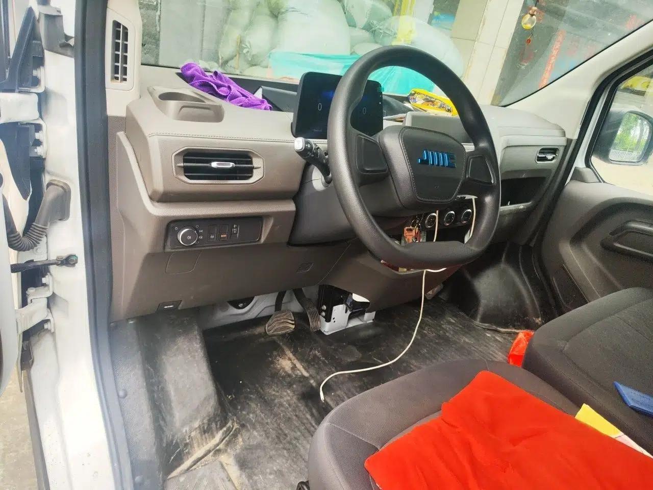 JMC E Fushun 2025 Model 41.5 kWh Blind Window Version, Short Wheelbase Low Roof, 3.0 tons — миниатюра 18