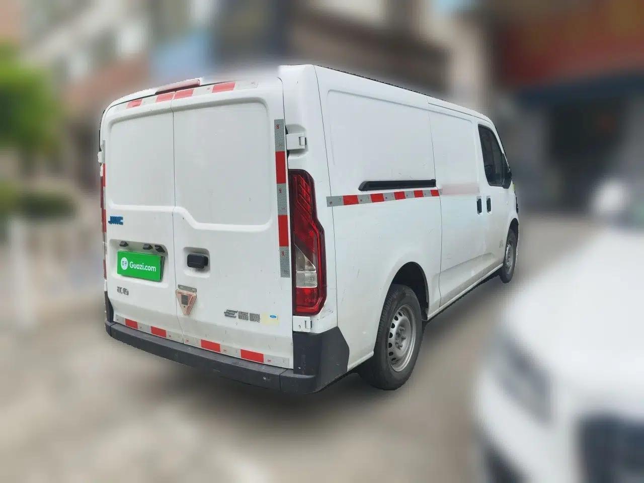 JMC E Fushun 2025 Model 41.5 kWh Blind Window Version, Short Wheelbase Low Roof, 3.0 tons — миниатюра 6