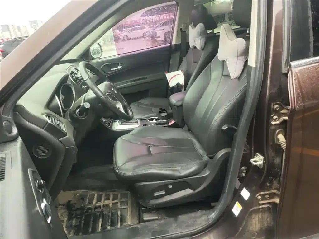 Trumpchi GS5 2014 2.0L Automatic 2WD Anniversary Value-Added Edition — миниатюра 15