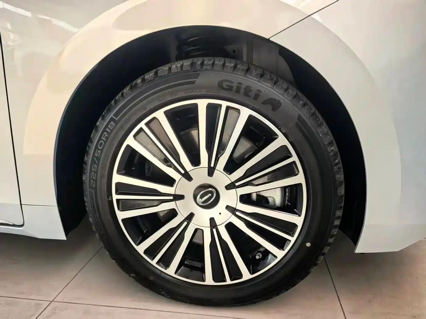 Trumpchi E8 PHEV 2024 Model 150km MAX+ — миниатюра 12