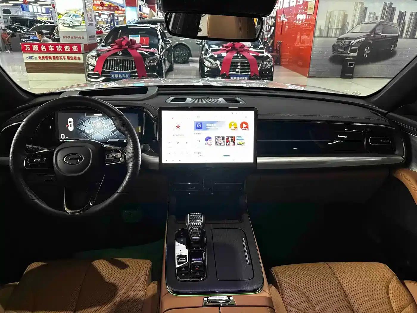 Trumpchi ES9 2024 PHEV 143km Traveler Max — миниатюра 11
