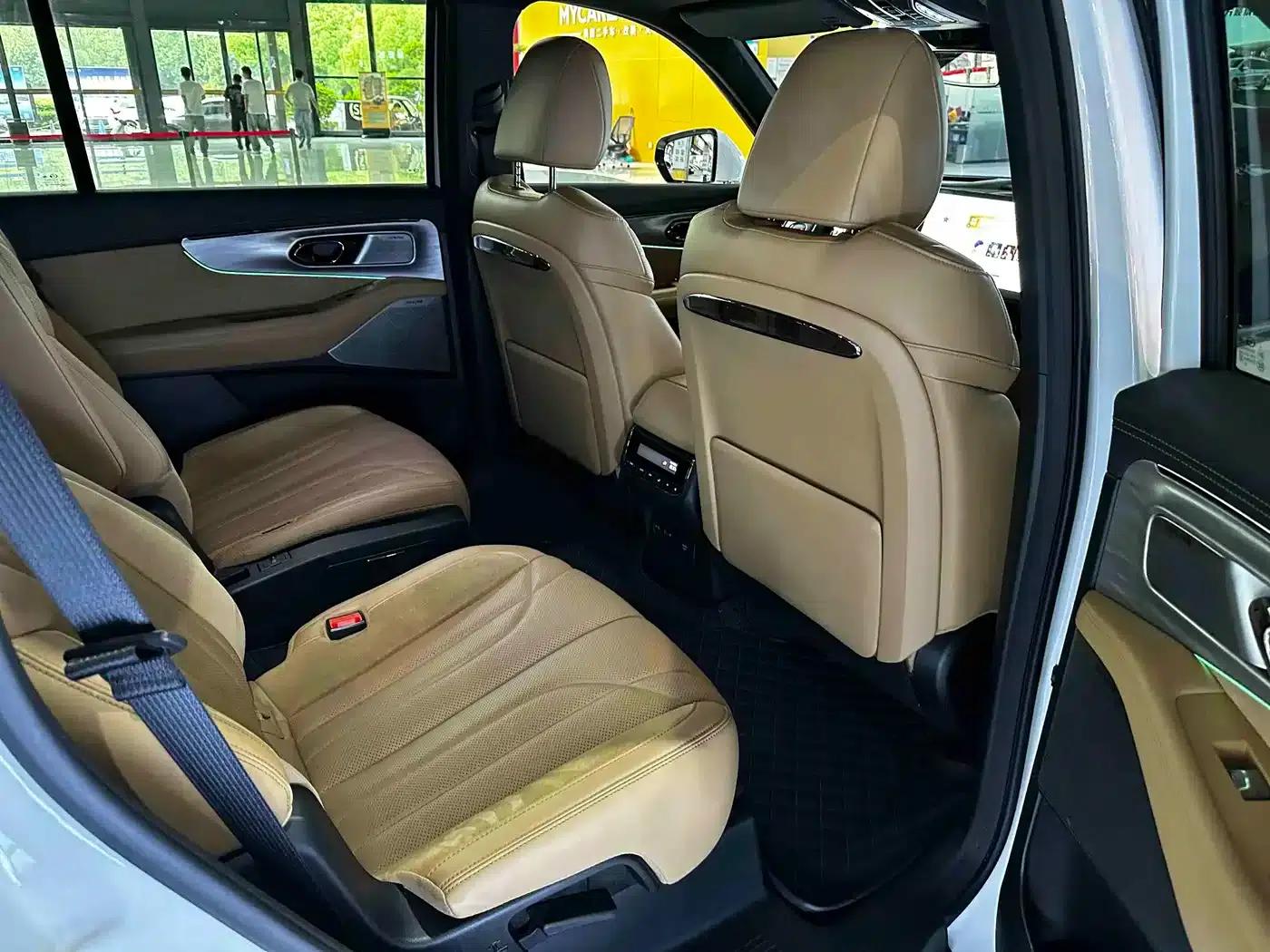 Trumpchi ES9 2024 PHEV 143km Traveler Max — миниатюра 18