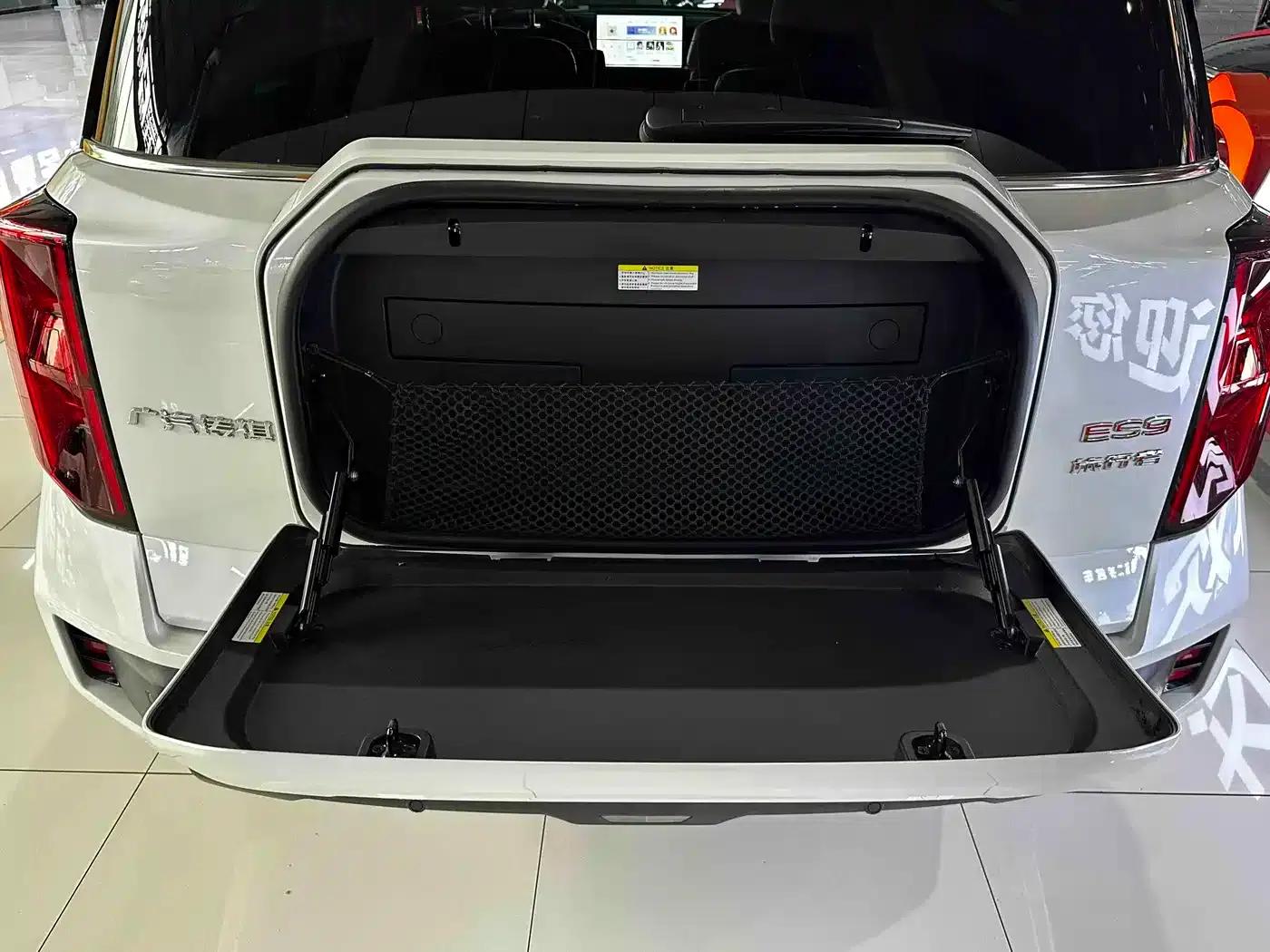 Trumpchi ES9 2024 PHEV 143km Traveler Max — миниатюра 27