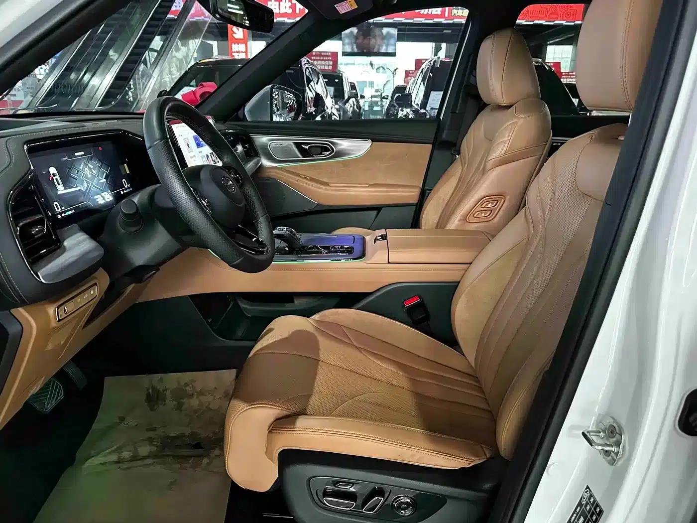 Trumpchi ES9 2024 PHEV 143km Traveler Max — миниатюра 4