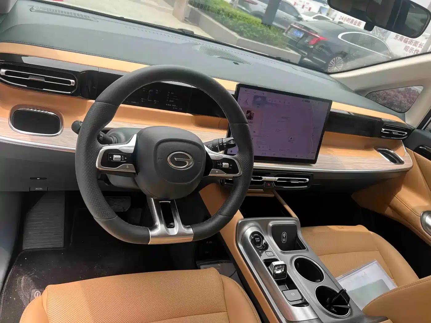 Trumpchi E8 2024 Glory Series 2.0L Smart Edition — миниатюра 11
