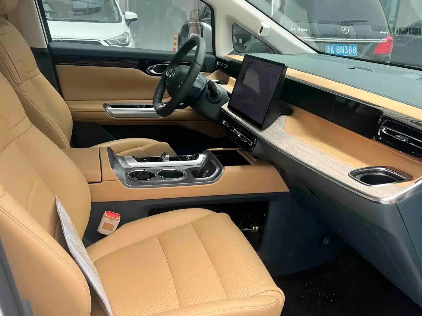 Trumpchi E8 2024 Glory Series 2.0L Smart Edition — миниатюра 7