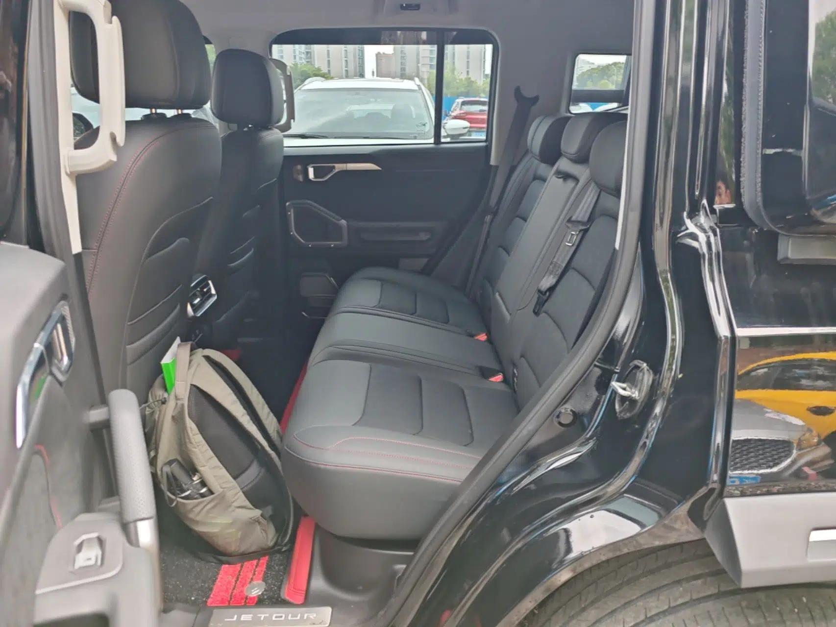 JETOUR Traveler 2023 2.0T Four-Wheel Drive Conqueror — миниатюра 19