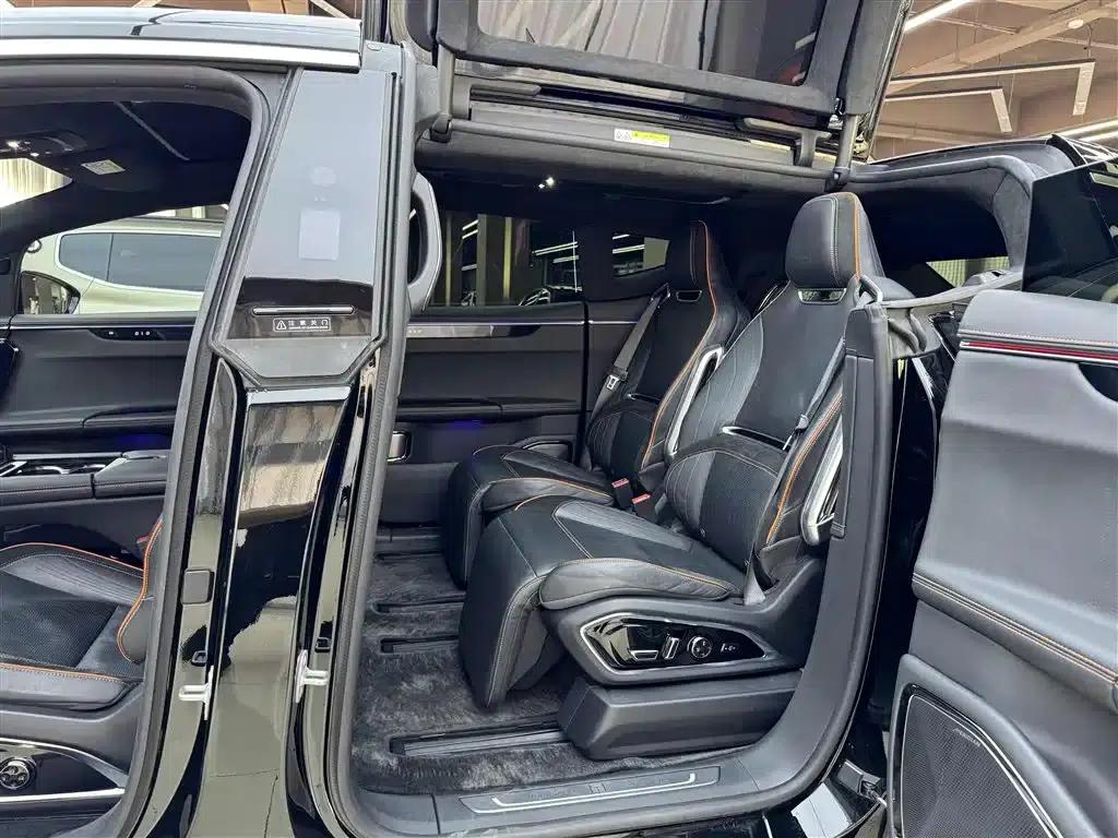 HiPhi X 2021 Founder Edition 6-seater — миниатюра 11