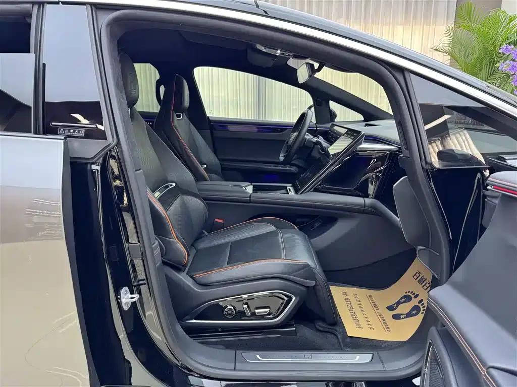 HiPhi X 2021 Founder Edition 6-seater — миниатюра 12