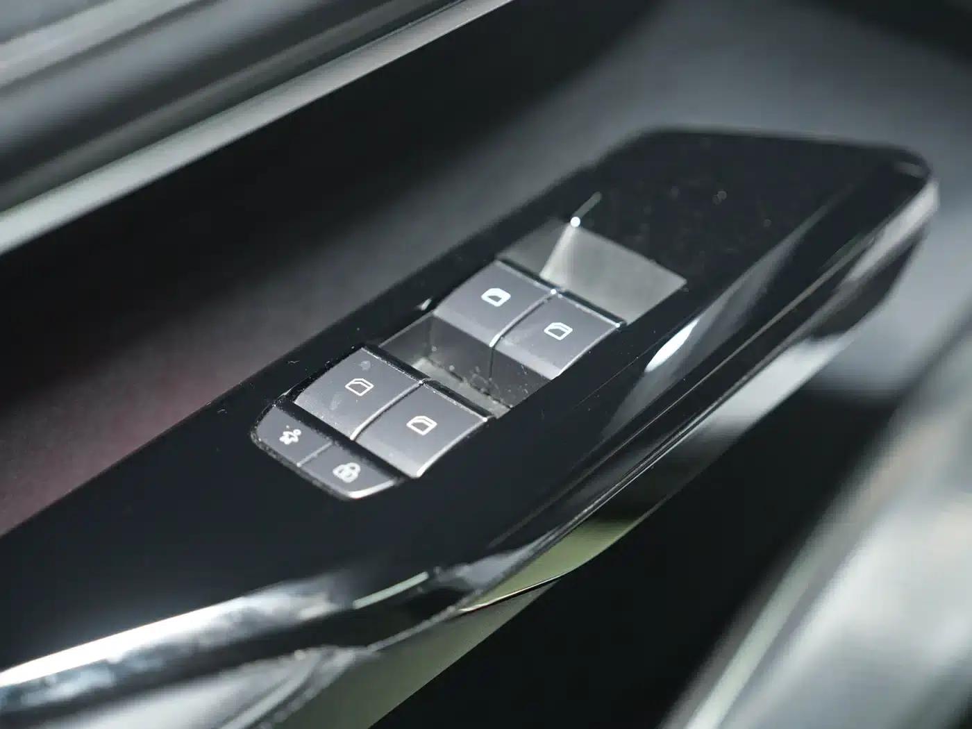 HiPhi Y 2023 560km Pioneer Edition — миниатюра 15