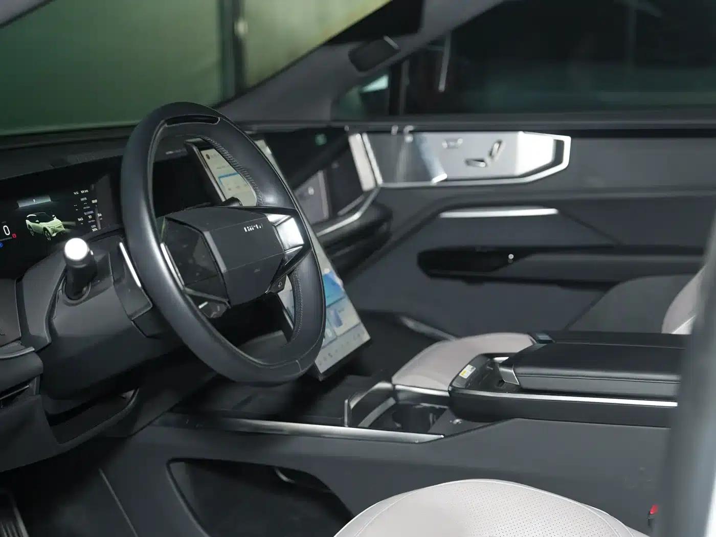 HiPhi Y 2023 560km Pioneer Edition — миниатюра 19
