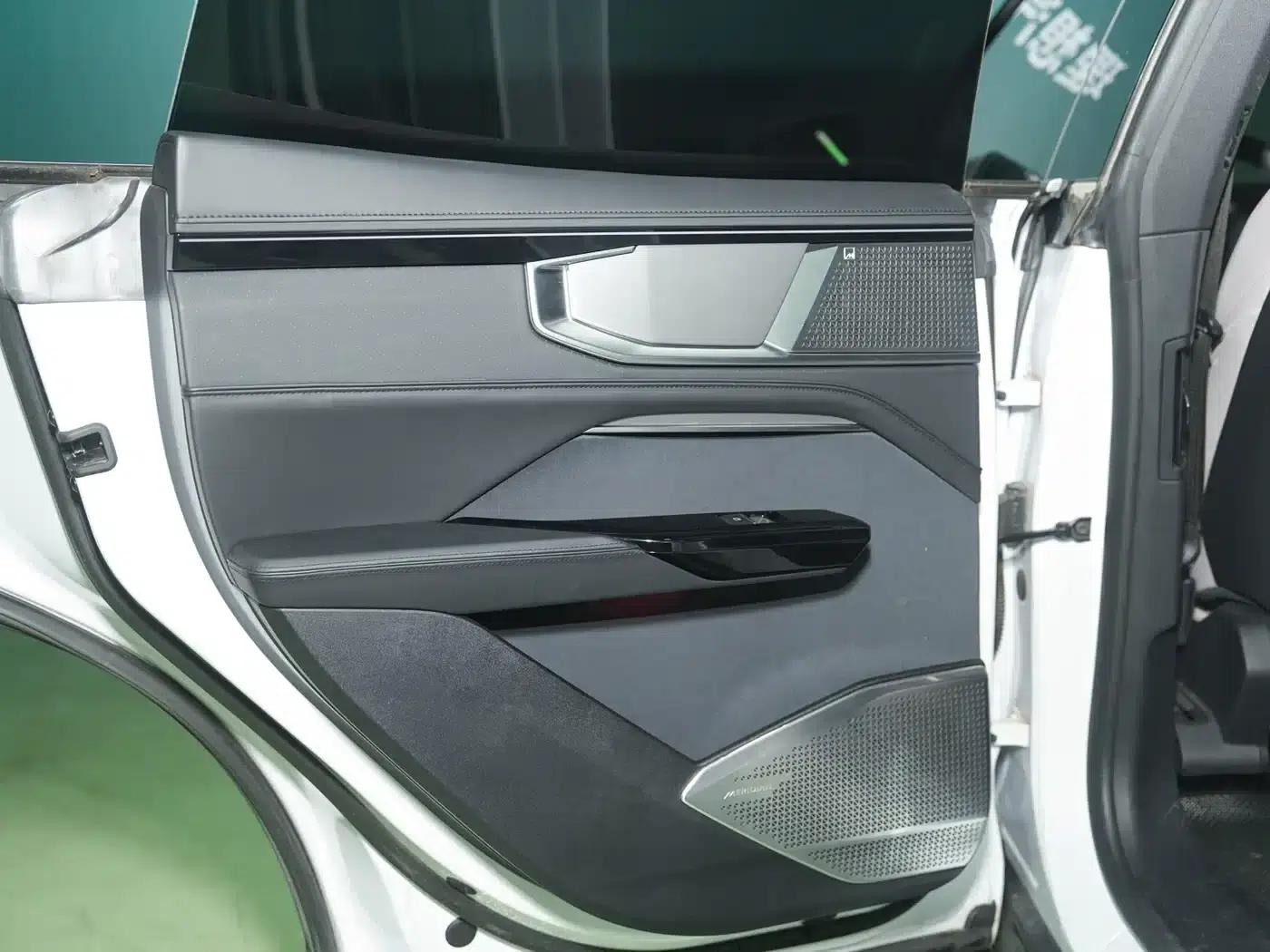 HiPhi Y 2023 560km Pioneer Edition — миниатюра 23