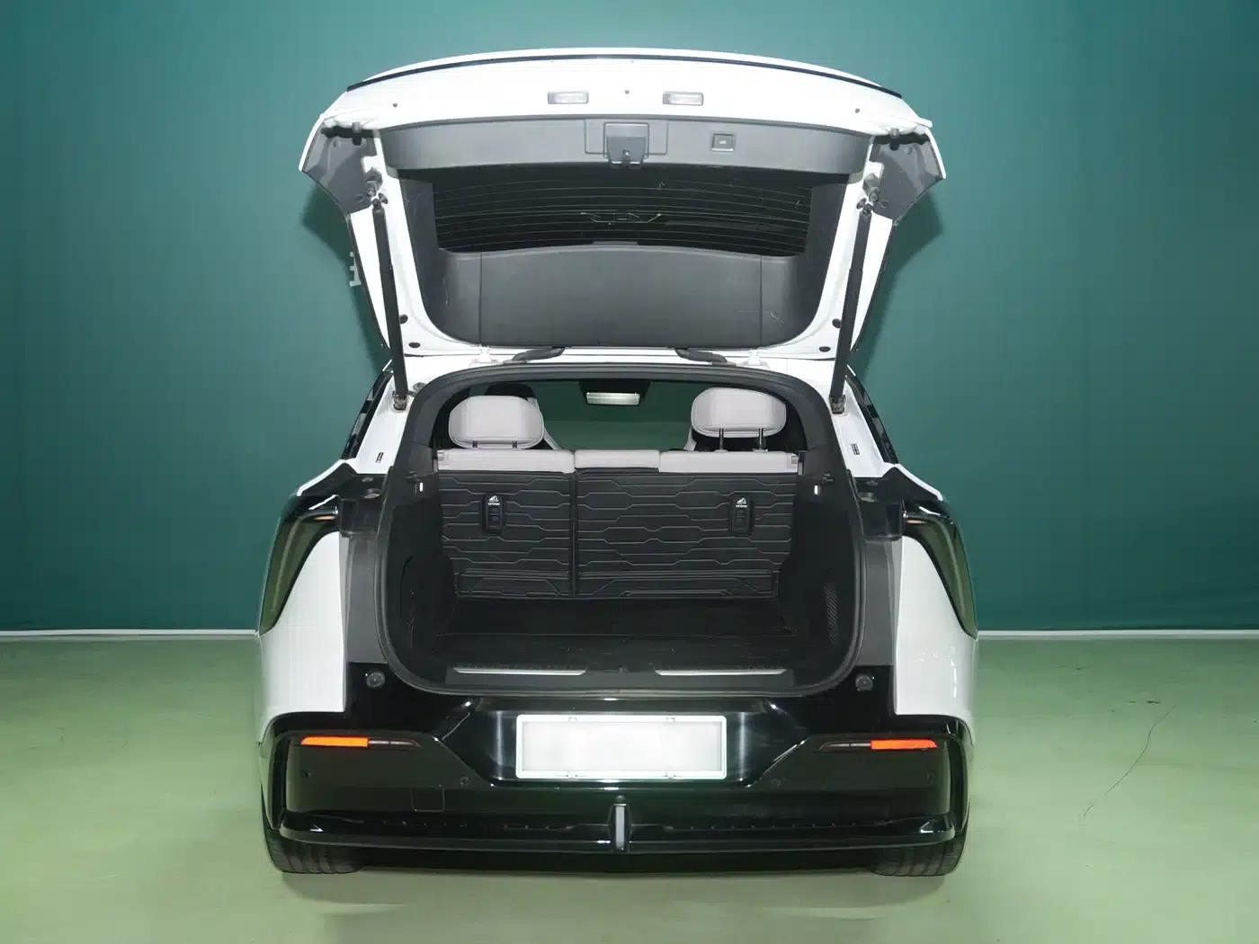 HiPhi Y 2023 560km Pioneer Edition — миниатюра 6
