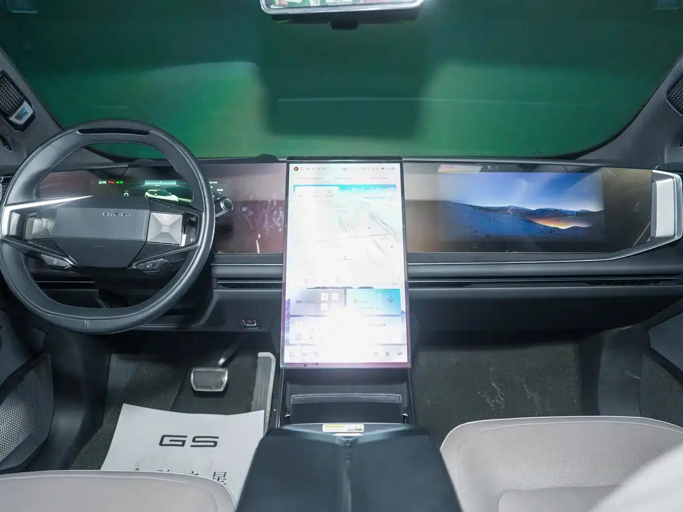 HiPhi Y 2023 560km Pioneer Edition — миниатюра 7