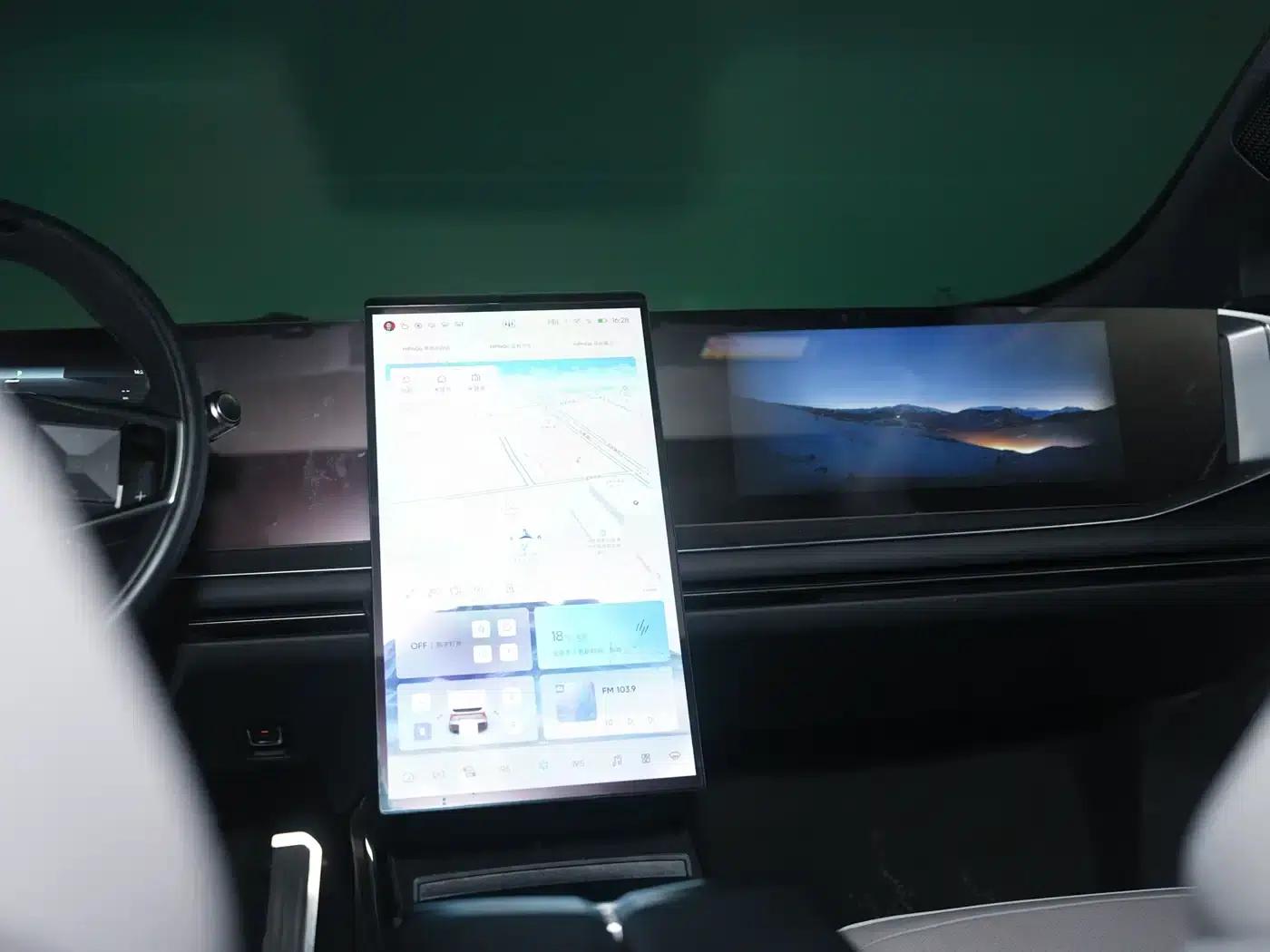 HiPhi Y 2023 560km Pioneer Edition — миниатюра 8