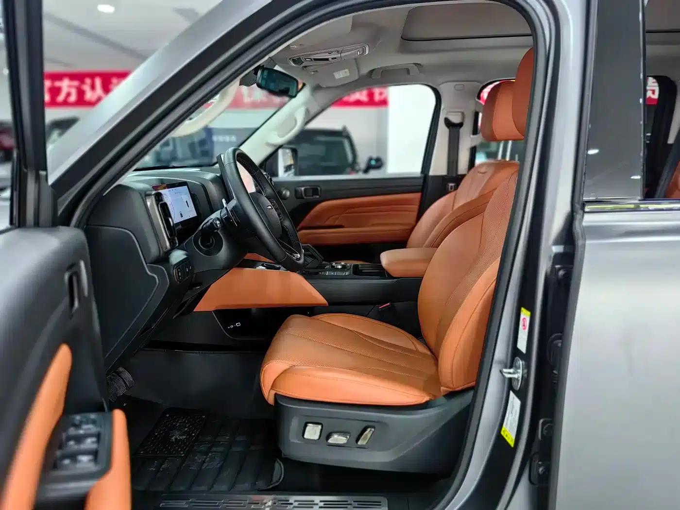 Haval H9 2024 2.0T Gasoline 4WD Expansion Edition — миниатюра 10