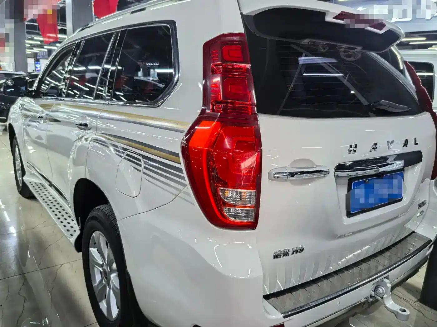 Haval H9 2015 2.0T 4WD Luxury 7-Seater — миниатюра 4