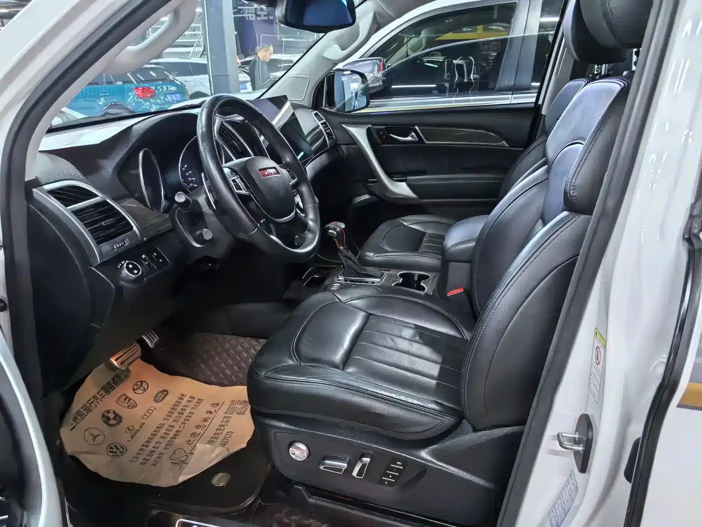 Haval H9 2015 2.0T 4WD Luxury 7-Seater — миниатюра 6