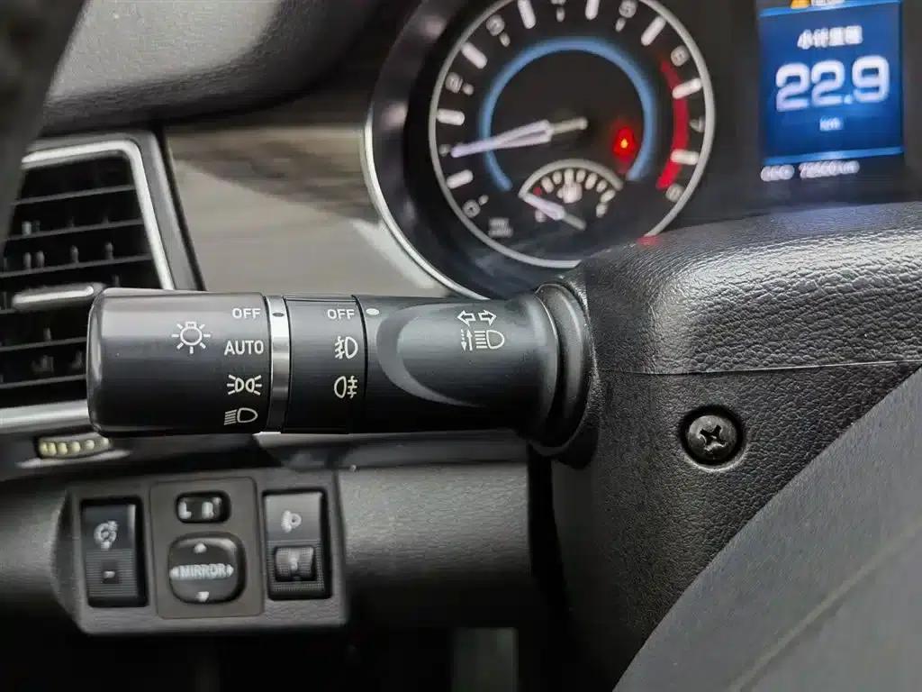 Haval H2 2014 1.5T Manual 2WD Elite Edition — миниатюра 21