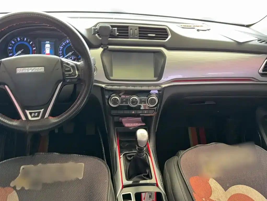 Haval H2 2017 Blue Label 1.5T Manual 2WD Luxury — миниатюра 9
