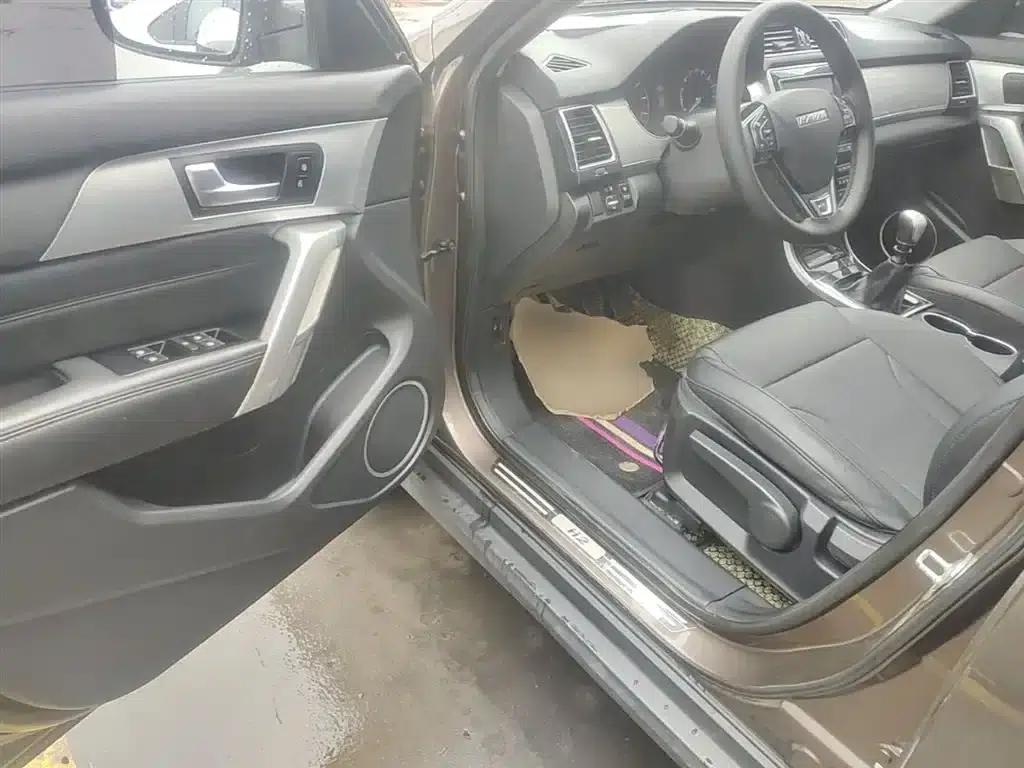 Haval H2 2018 Red Label 1.5T Manual 2WD Elite — миниатюра 16
