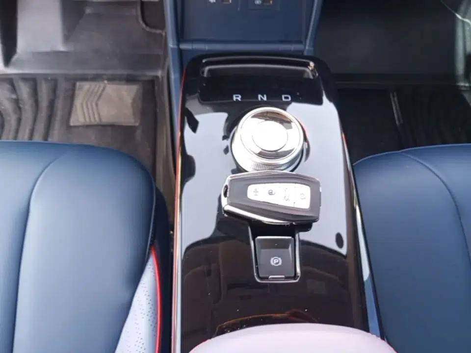 Geometry E Firefly 2023 320KM Cute & Handsome Tiger 5 Seats — миниатюра 17