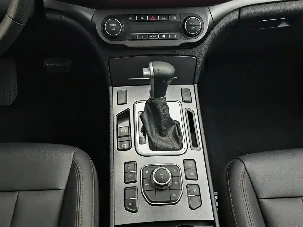 Haval H6 Coupe 2018 Red Label 1.5T Automatic 2WD Super Luxury Edition — миниатюра 13