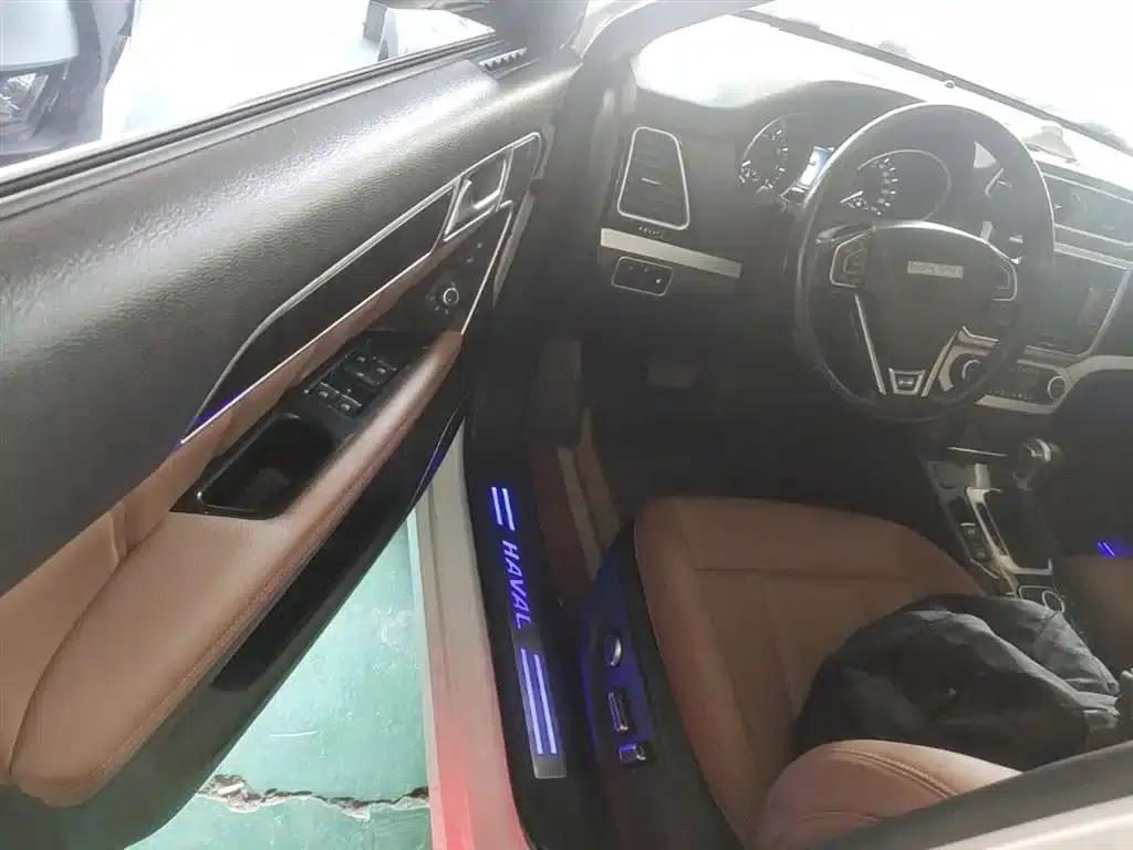 Haval H6 Coupe 2016 Blue Label 1.5T Automatic 2WD Elite — миниатюра 23
