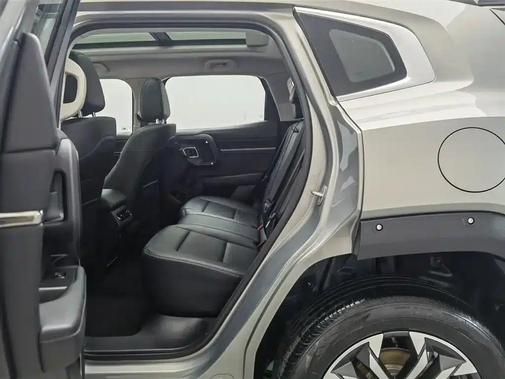 Haval Big Dog PLUS 2023 2.0T 2WD Trendy Wild Edition Plus — миниатюра 15