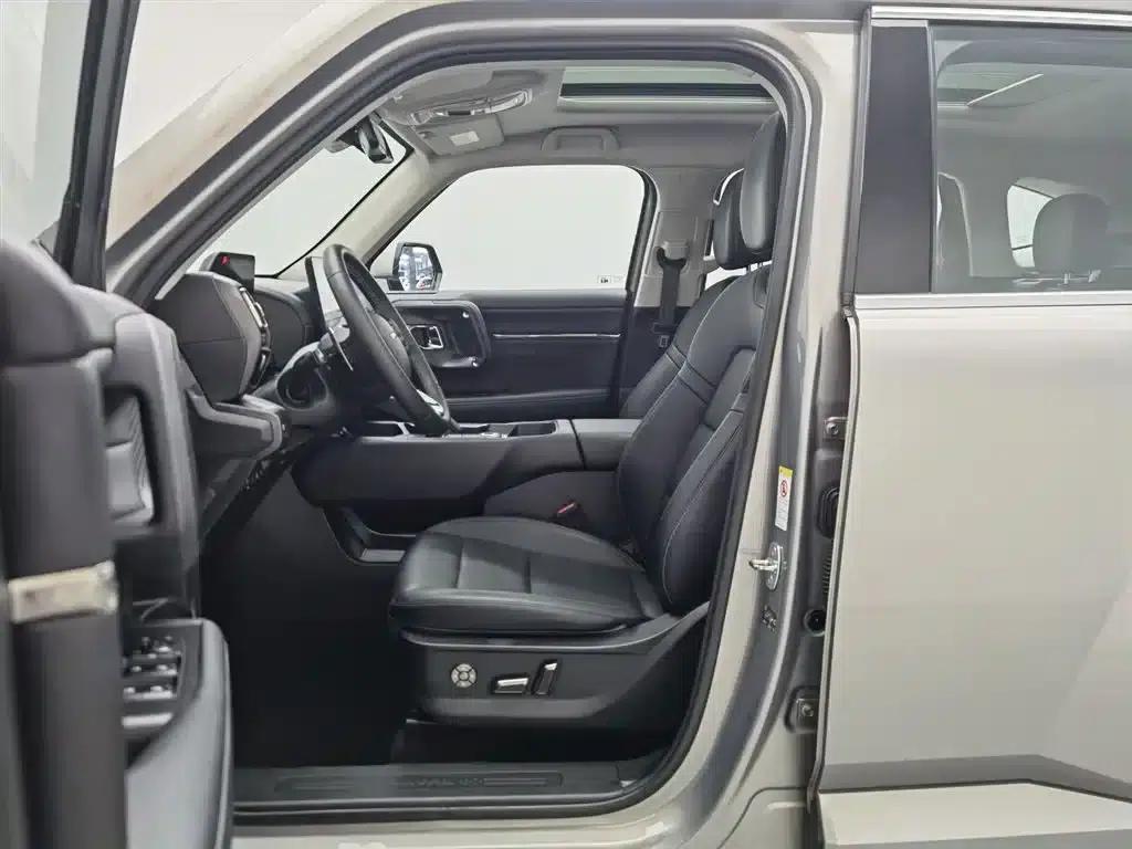 Haval Big Dog PLUS 2023 2.0T 2WD Trendy Wild Edition Plus — миниатюра 10