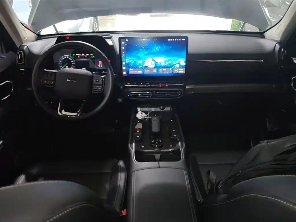 Haval Big Dog PLUS New Energy 2024 Hi4 102km Trendy Electric Edition Plus — миниатюра 10