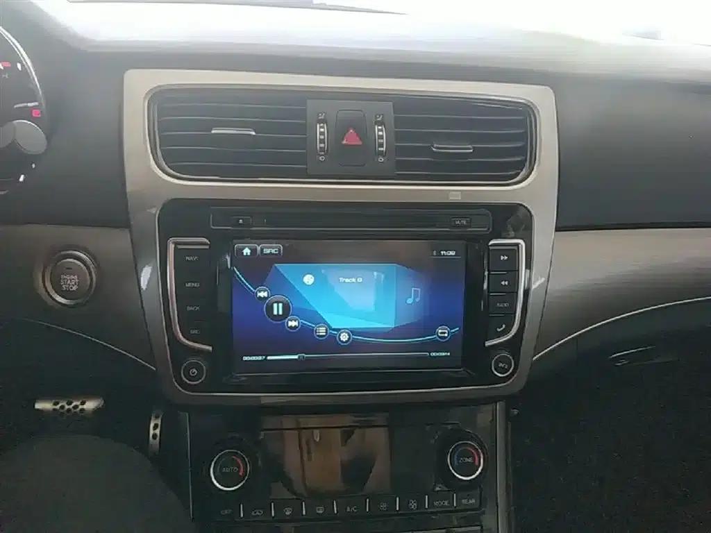Haval H8 2017 2.0T Gasoline Two-Wheel Drive Enjoyment Edition — миниатюра 13