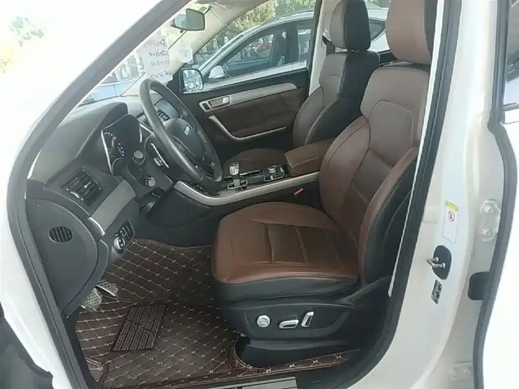 Haval H8 2017 2.0T Gasoline Two-Wheel Drive Enjoyment Edition — миниатюра 15