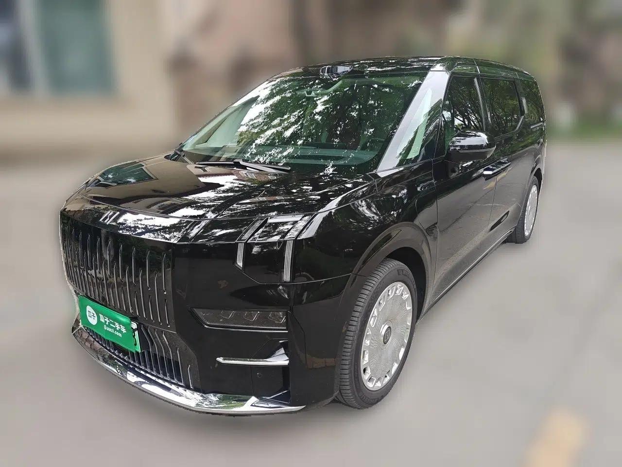 Zeekr 009 2024 GAC Trumpchi — миниатюра 1