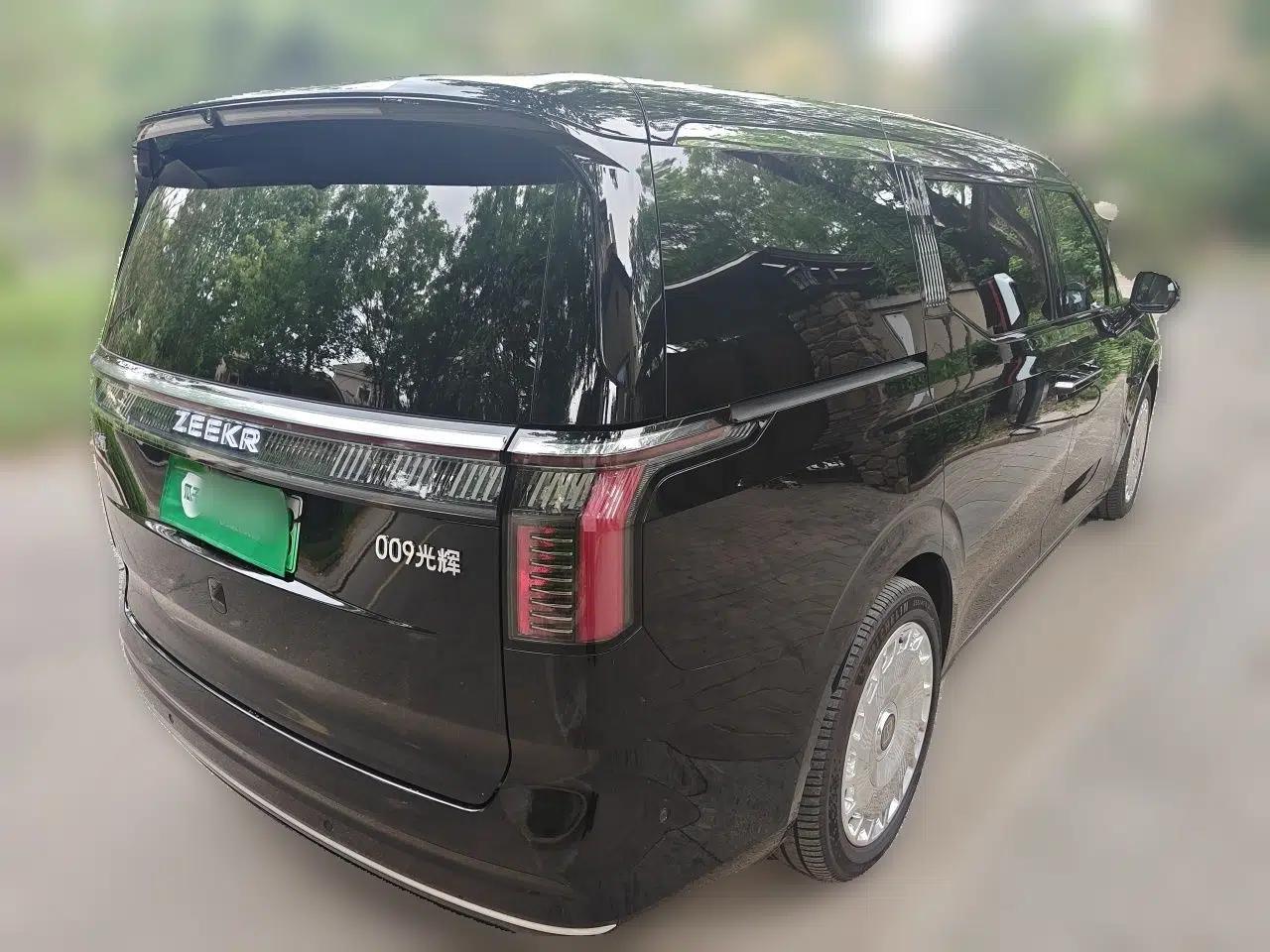 Zeekr 009 2024 GAC Trumpchi — миниатюра 6